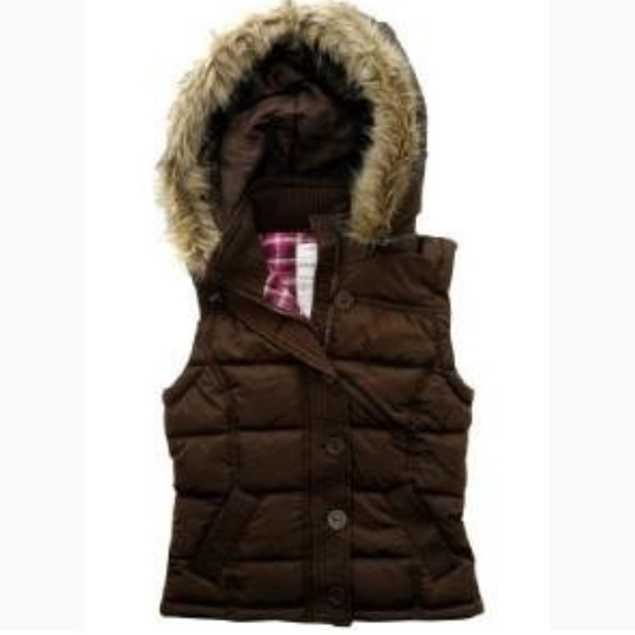 Aeropostale Faux Fur Hooded Vest - Picture 2 of 7